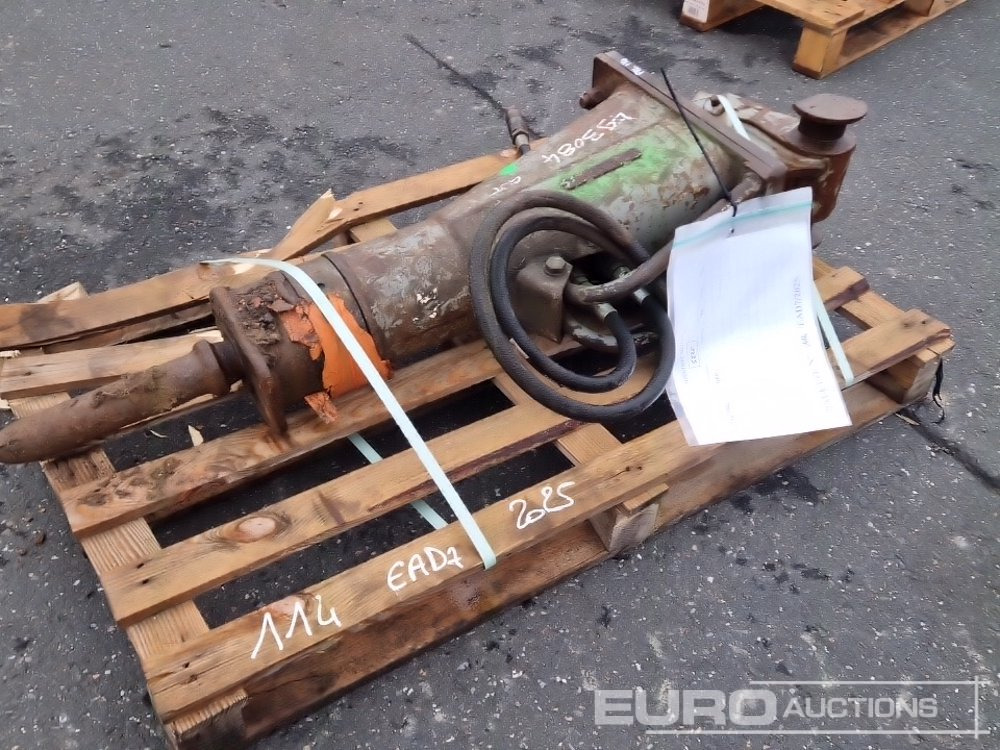 Hydraulic Breaker - Marteau hydraulique: photos 1 Hydraulic Breaker - Marteau hydraulique: photos 1