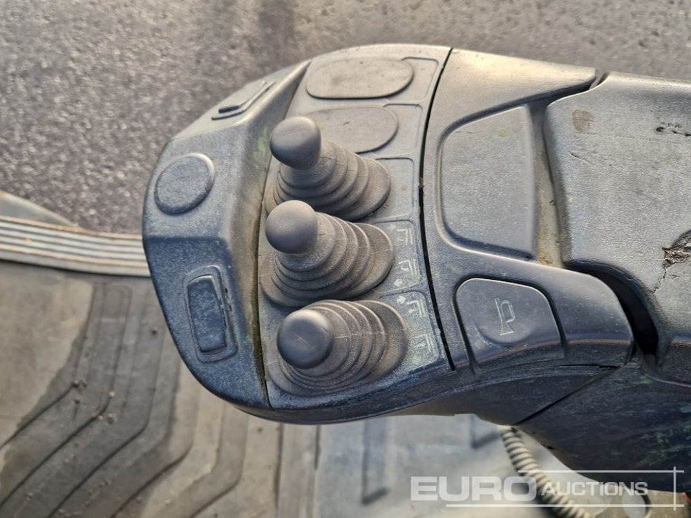 Chariot élévateur diesel Linde H25D: photos 25 Chariot élévateur diesel Linde H25D: photos 25