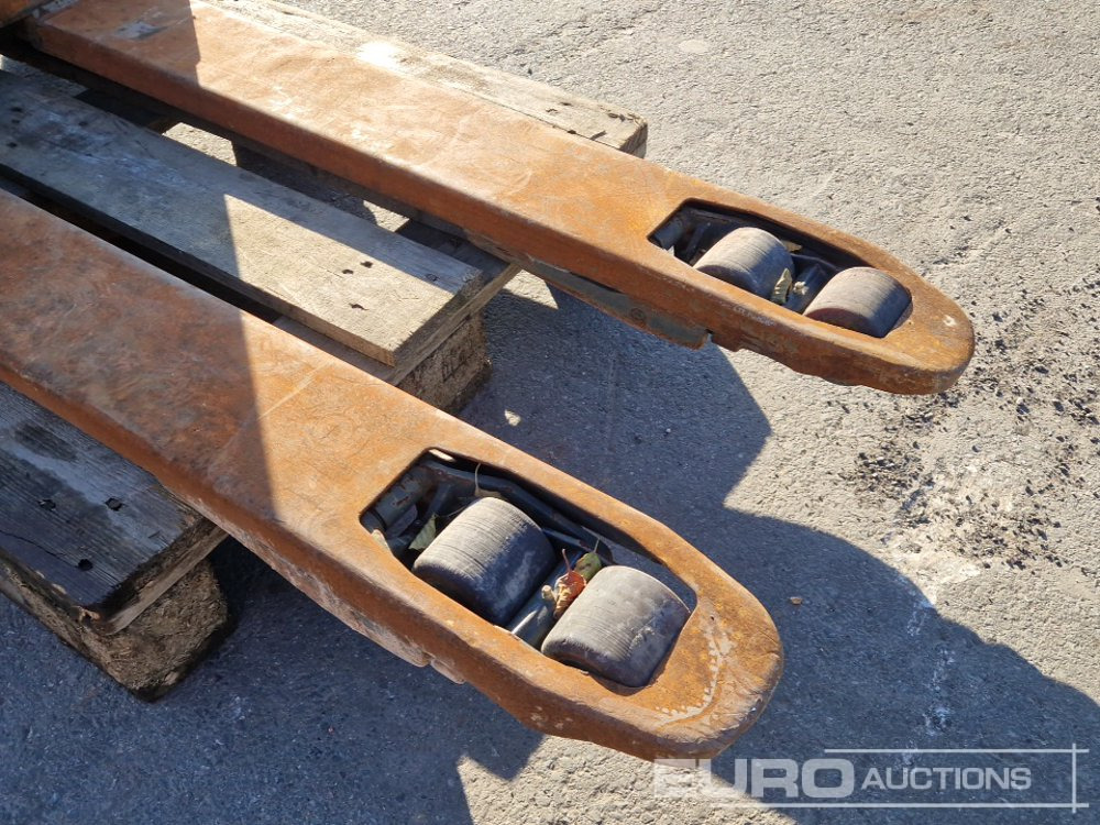 2016 BT LWE160 - Matériel de manutention: photos 5 2016 BT LWE160 - Matériel de manutention: photos 5