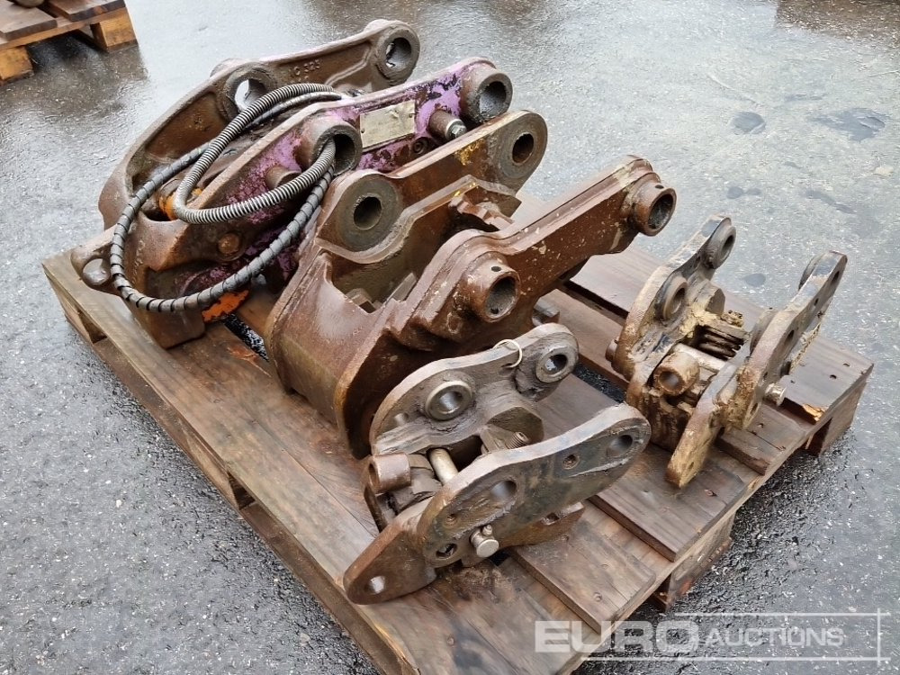 QH to suit Mini Excavator (4 of) - Attache rapide: photos 1 QH to suit Mini Excavator (4 of) - Attache rapide: photos 1
