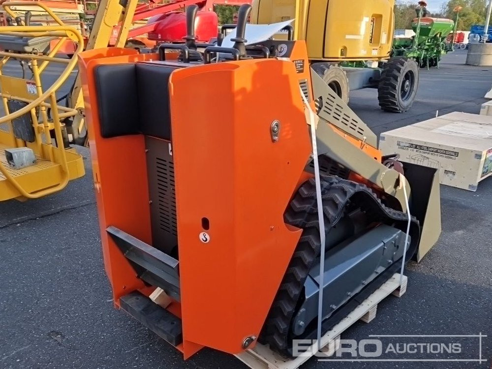 Unused 2024 SABSV HRC700 - Mini chargeuse: photos 4 Unused 2024 SABSV HRC700 - Mini chargeuse: photos 4