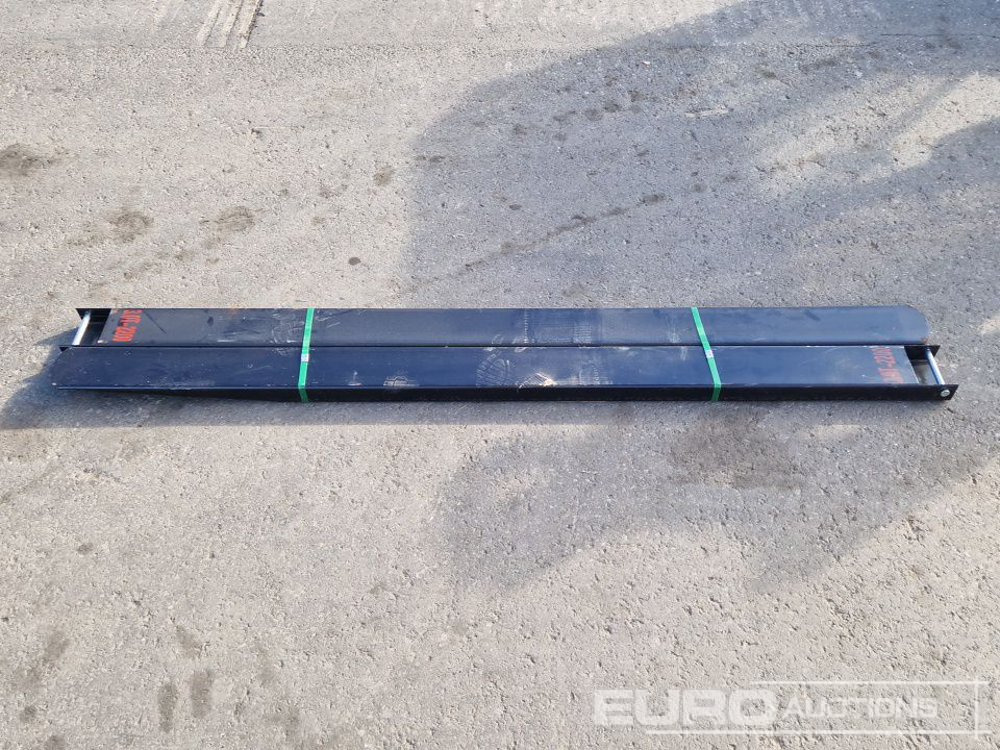 Unused 2025 HCHI 2200mm Fork Extensions to suit 3 Ton Forklift - Équipement de garage: photos 3 Unused 2025 HCHI 2200mm Fork Extensions to suit 3 Ton Forklift - Équipement de garage: photos 3