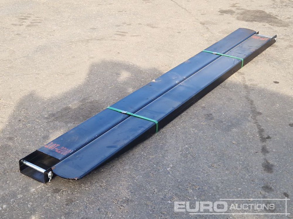 Unused 2025 HCHI 2200mm Fork Extensions to suit 3 Ton Forklift - Équipement de garage: photos 1 Unused 2025 HCHI 2200mm Fork Extensions to suit 3 Ton Forklift - Équipement de garage: photos 1