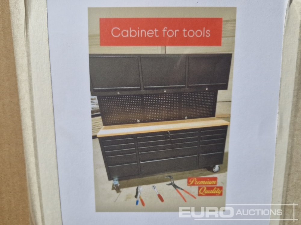 Unused 72" 15 Drawer Tool Cabinet with Peg Board - Équipement de garage: photos 3 Unused 72" 15 Drawer Tool Cabinet with Peg Board - Équipement de garage: photos 3