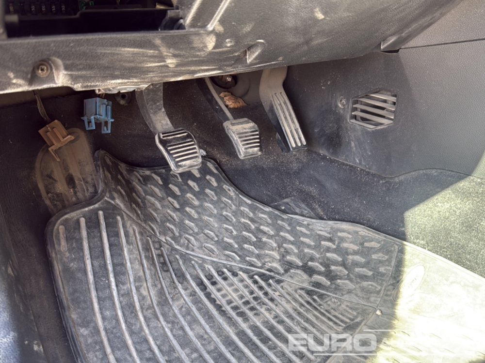 Voiture 2004 Ford Mondeo: photos 13 Voiture 2004 Ford Mondeo: photos 13