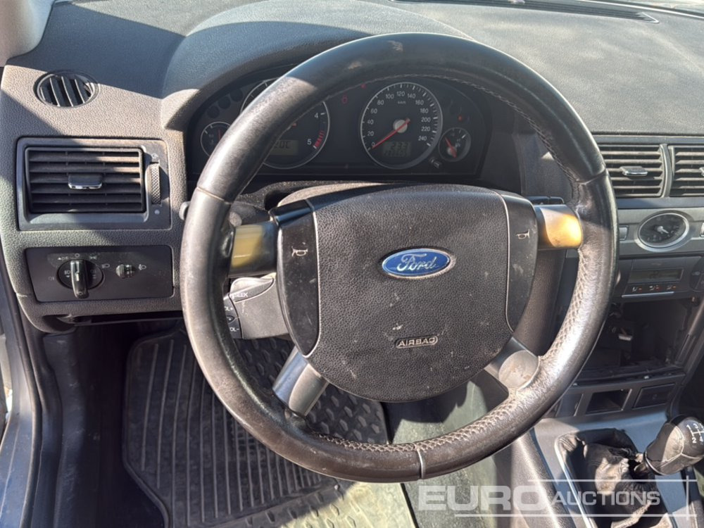 Voiture 2004 Ford Mondeo: photos 14 Voiture 2004 Ford Mondeo: photos 14