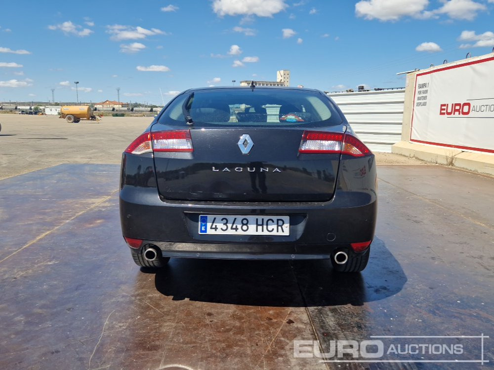 2010 Renault Laguna - Voiture: photos 4 2010 Renault Laguna - Voiture: photos 4