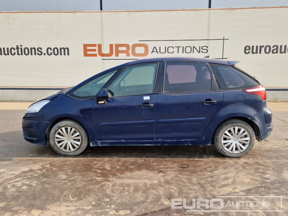 2011 Citroen C4 Picasso - Voiture: photos 2 2011 Citroen C4 Picasso - Voiture: photos 2