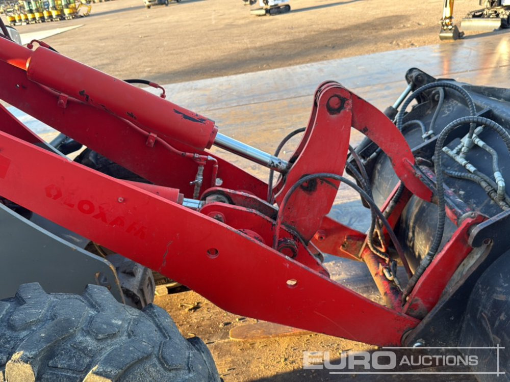 Chargeuse sur pneus 2013 JCB 406 B: photos 19