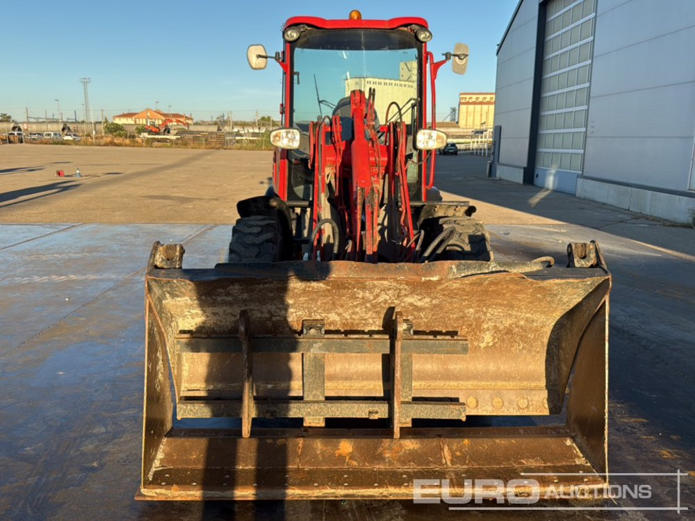 Chargeuse sur pneus 2013 JCB 406 B: photos 8