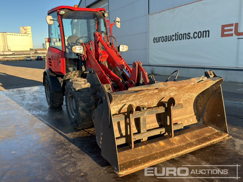 Chargeuse sur pneus 2013 JCB 406 B: photos 7