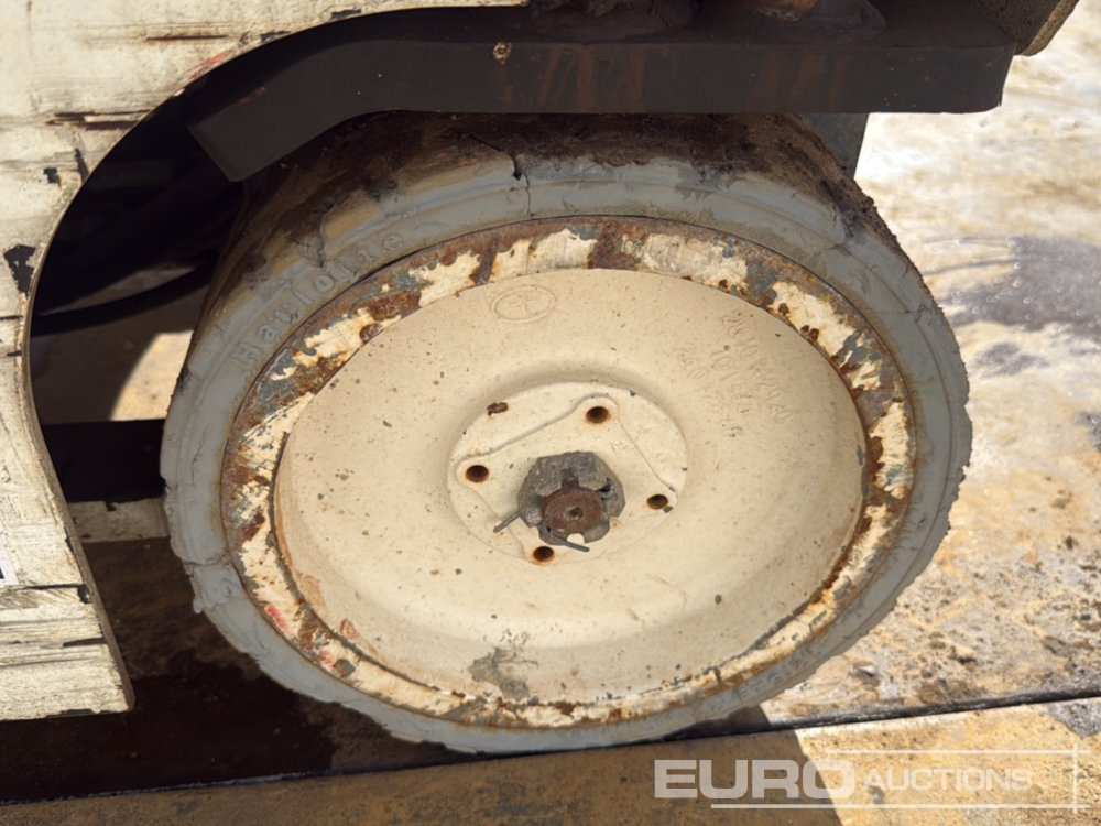 Nacelle ciseaux 2014 Haulotte Optimum 8: photos 11 Nacelle ciseaux 2014 Haulotte Optimum 8: photos 11