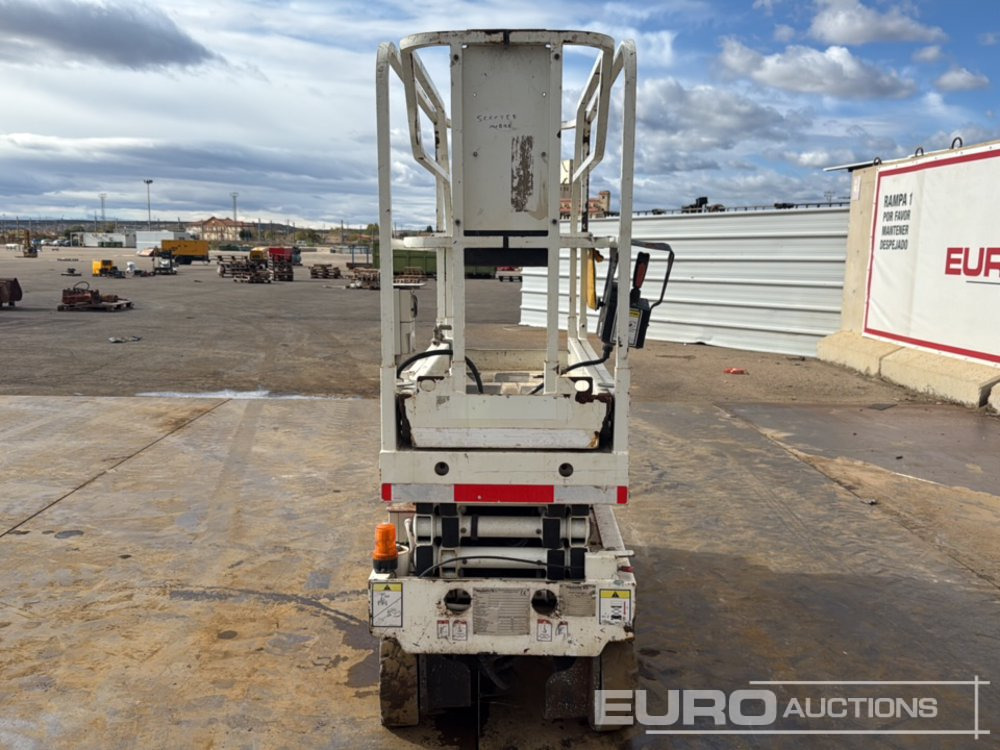 Nacelle ciseaux 2014 Haulotte Optimum 8: photos 8 Nacelle ciseaux 2014 Haulotte Optimum 8: photos 8