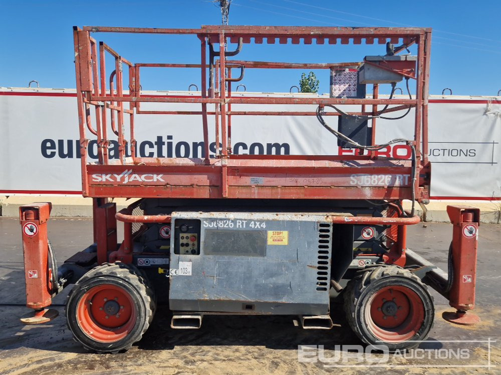 2015 SkyJack SJ6826RT - Nacelle: photos 2 2015 SkyJack SJ6826RT - Nacelle: photos 2