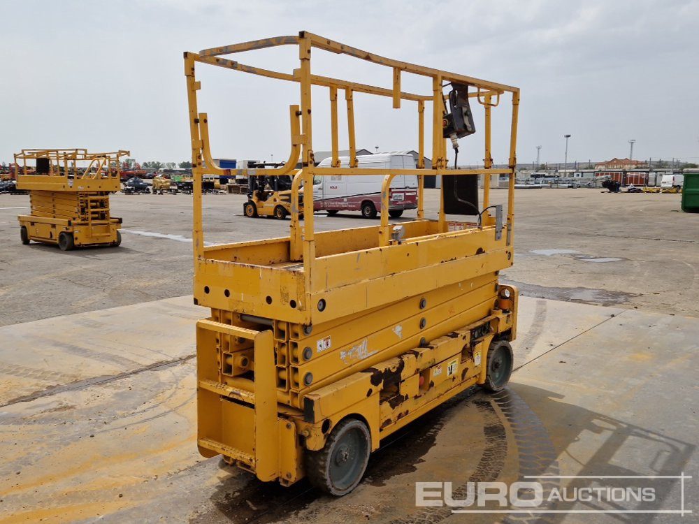 2016 Haulotte COMPACT 10N.1 - Nacelle: photos 5 2016 Haulotte COMPACT 10N.1 - Nacelle: photos 5