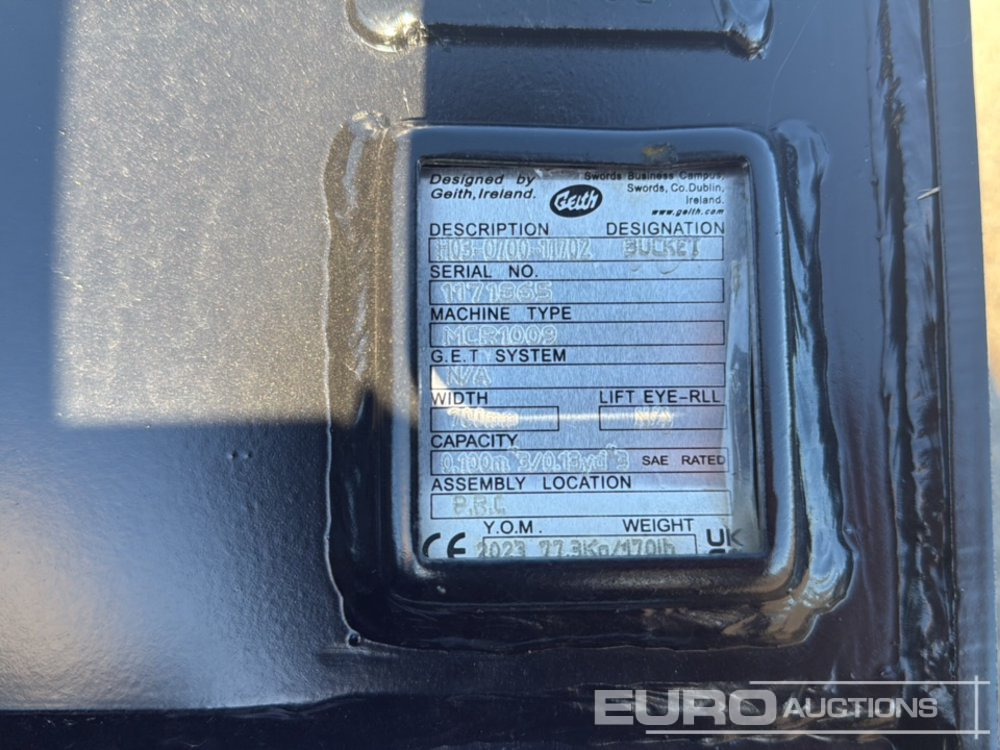 Geith Digging Bucket H03-0700-11702 to suit MCR1009 (S/Ns 1171864,1171865) (2 of) - Godet: photos 5 Geith Digging Bucket H03-0700-11702 to suit MCR1009 (S/Ns 1171864,1171865) (2 of) - Godet: photos 5