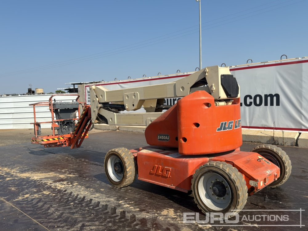 JLG E450AJ - Nacelle: photos 3 JLG E450AJ - Nacelle: photos 3