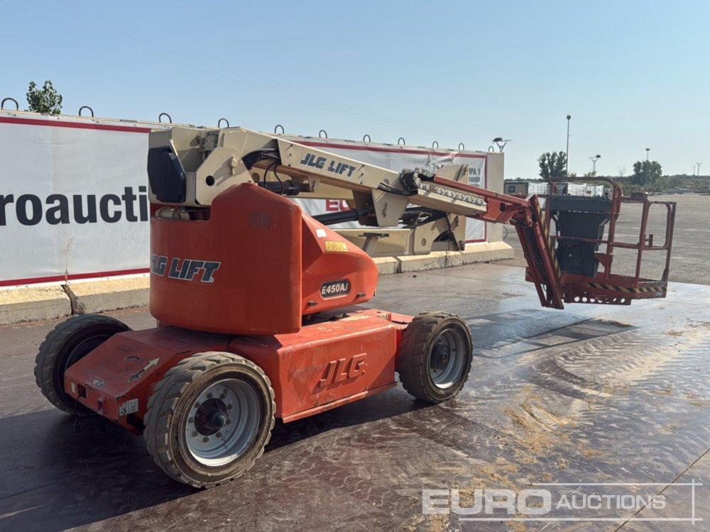 JLG E450AJ - Nacelle: photos 5 JLG E450AJ - Nacelle: photos 5