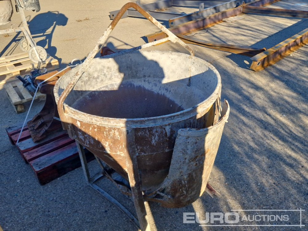 Metal Hopper - Matériel de chantier: photos 3 Metal Hopper - Matériel de chantier: photos 3