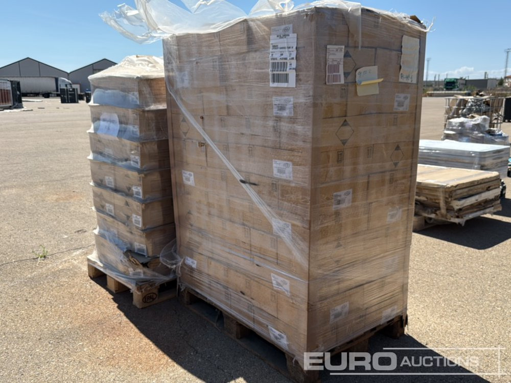 Pallet of Hand Hygiene Gel (2 of) - Outil/ Équipement: photos 4 Pallet of Hand Hygiene Gel (2 of) - Outil/ Équipement: photos 4