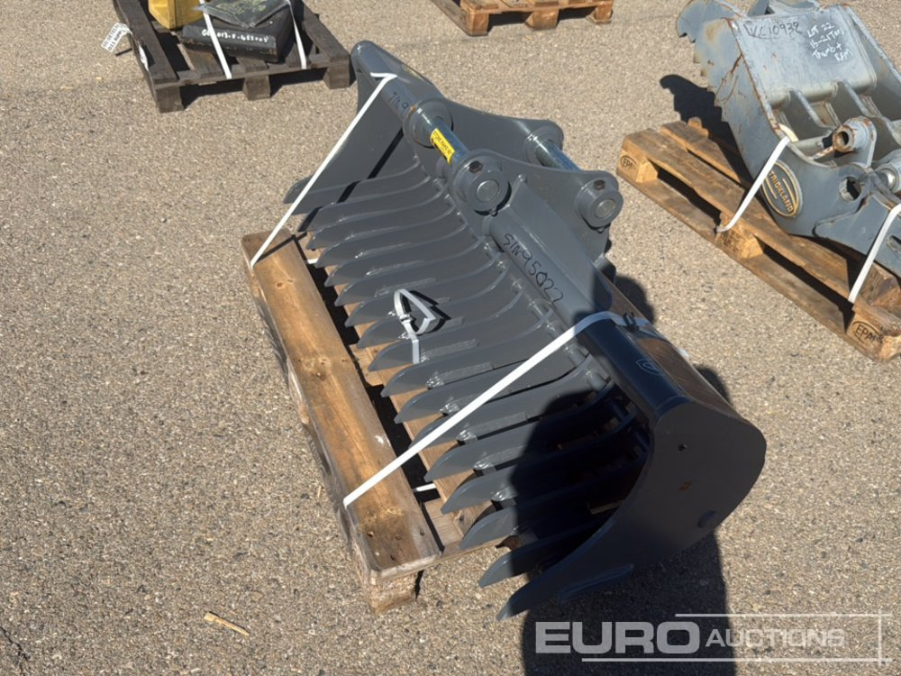 Strickland 60" Skeleton Bucket - Godet: photos 2 Strickland 60" Skeleton Bucket - Godet: photos 2