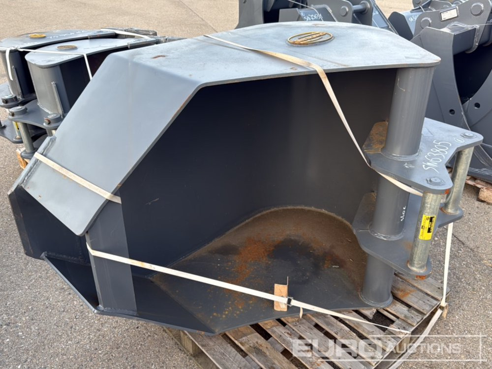 Strickland Ditch Cleaning Bucket - Godet: photos 1 Strickland Ditch Cleaning Bucket - Godet: photos 1