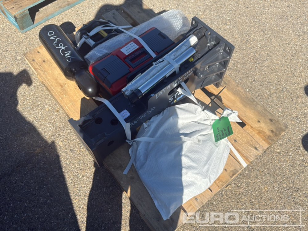 Strickland Set Hydraulic Breaker, Quick Hitche - Marteau hydraulique: photos 4 Strickland Set Hydraulic Breaker, Quick Hitche - Marteau hydraulique: photos 4