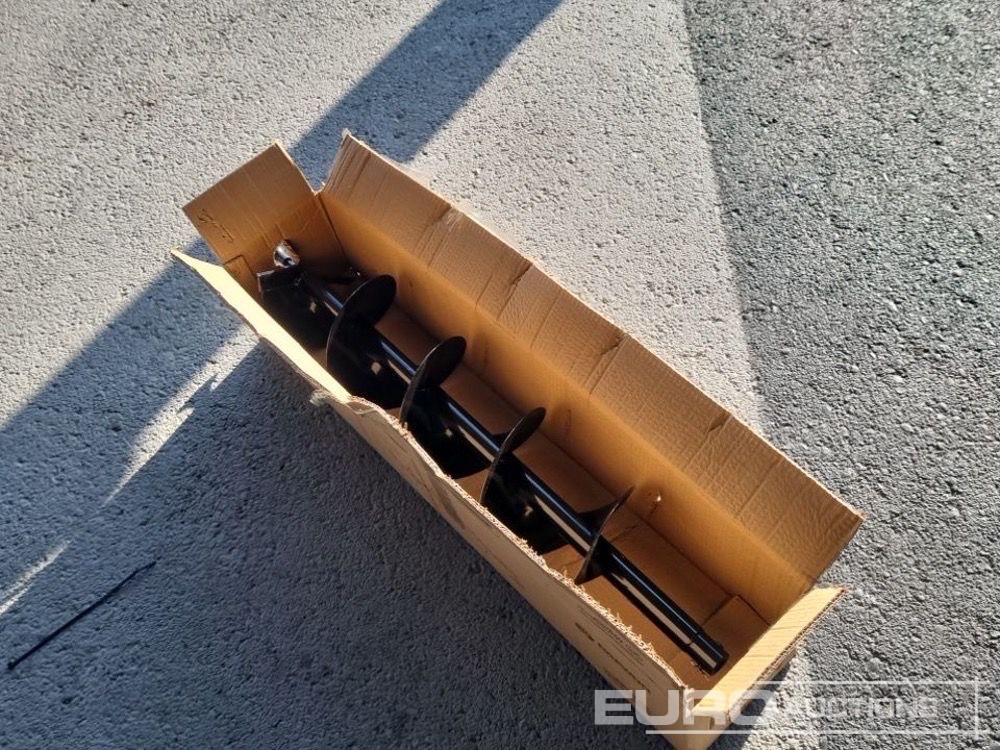 Unused Daewoo 200x1000mm Drill to suit Daewoo DAEA520-B Earth Auger (2 of) / Barrena para ahoyadora - Matériel de chantier: photos 1 Unused Daewoo 200x1000mm Drill to suit Daewoo DAEA520-B Earth Auger (2 of) / Barrena para ahoyadora - Matériel de chantier: photos 1