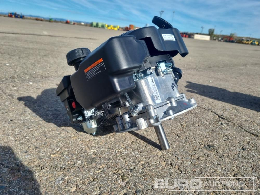 Unused Daewoo DV130 - Moteur: photos 2 Unused Daewoo DV130 - Moteur: photos 2