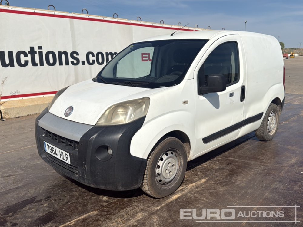 2012 Fiat Fiorino - Véhicule utilitaire: photos 1 2012 Fiat Fiorino - Véhicule utilitaire: photos 1