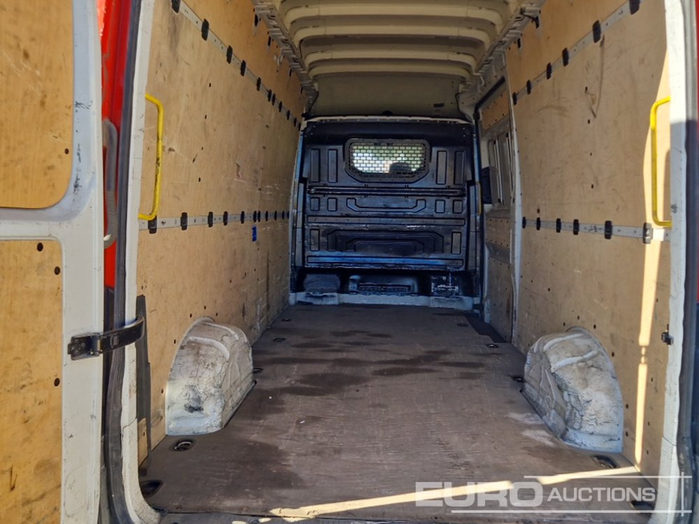 Véhicule utilitaire 2017 Volkswagen Crafter: photos 23