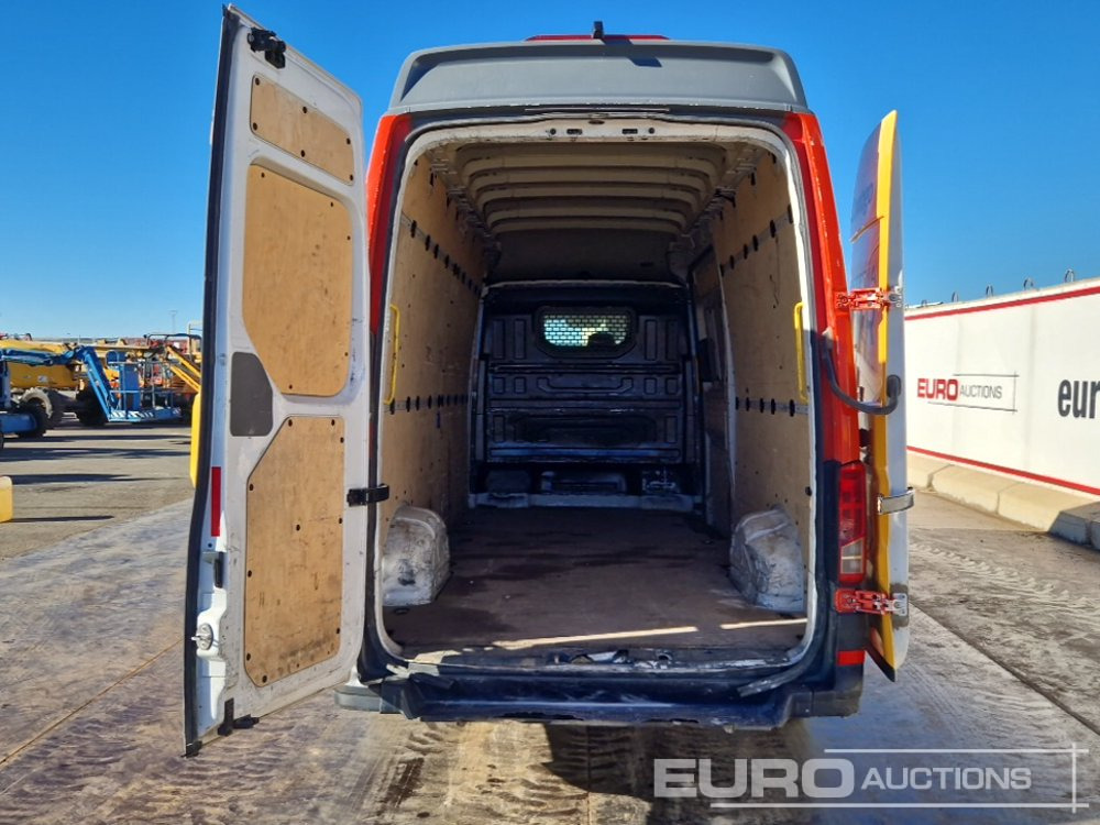 Véhicule utilitaire 2017 Volkswagen Crafter: photos 22