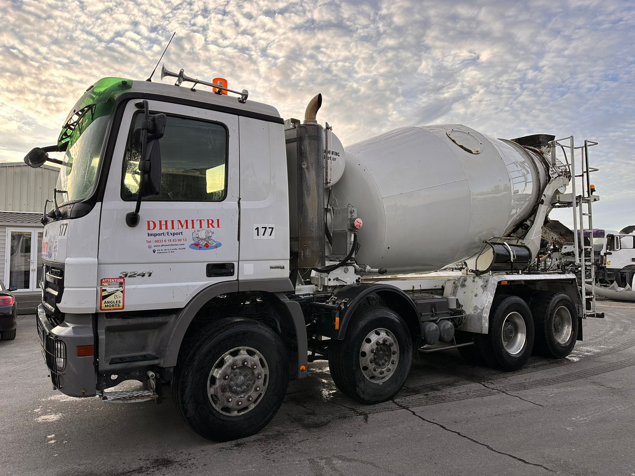 Camion béton Mercedes Actros 3241 CR-432-JW - Camion malaxeur: photos 2 Camion béton Mercedes Actros 3241 CR-432-JW - Camion malaxeur: photos 2