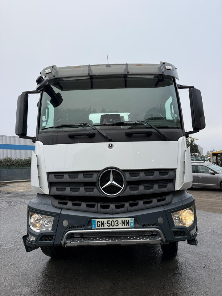 Camion béton Mercedes-Benz Arocs 3540 GN-503-MN - Camion malaxeur: photos 1 Camion béton Mercedes-Benz Arocs 3540 GN-503-MN - Camion malaxeur: photos 1