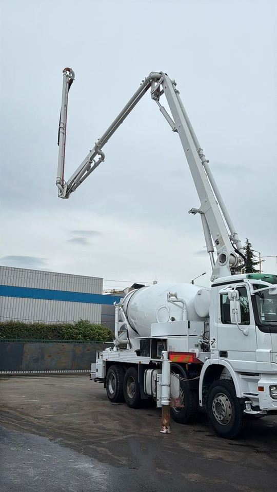 Camion pompe Mercedes-Benz Actros: photos 8