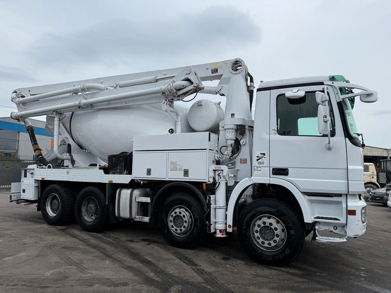 Mercedes-Benz Actros - Camion pompe: photos 2 Mercedes-Benz Actros - Camion pompe: photos 2