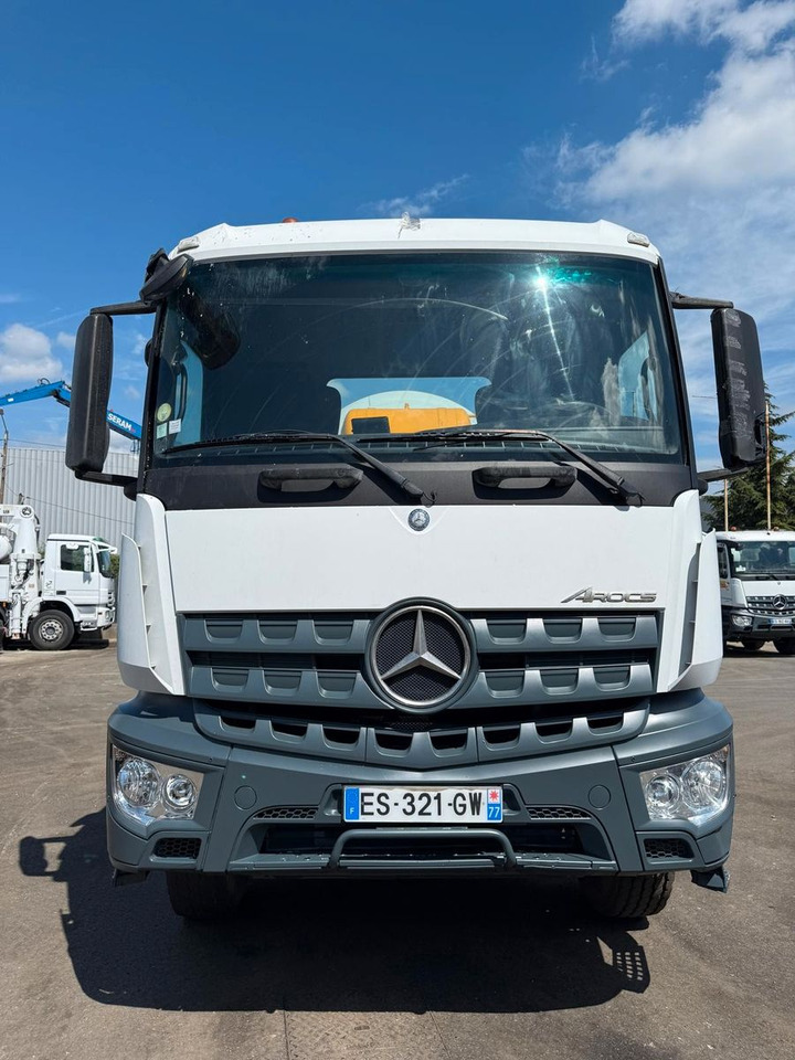 Mercedes-Benz Arocs 3240 - Camion malaxeur: photos 3 Mercedes-Benz Arocs 3240 - Camion malaxeur: photos 3