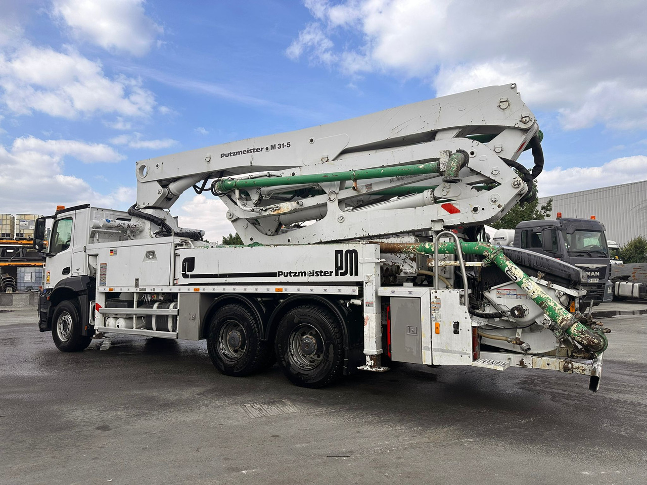 Pompe à béton PUTZ 31m avec cabine Mercedes-Benz Arocs 2636 DZ-389-XG Année 2016 - Camion pompe: photos 4 Pompe à béton PUTZ 31m avec cabine Mercedes-Benz Arocs 2636 DZ-389-XG Année 2016 - Camion pompe: photos 4