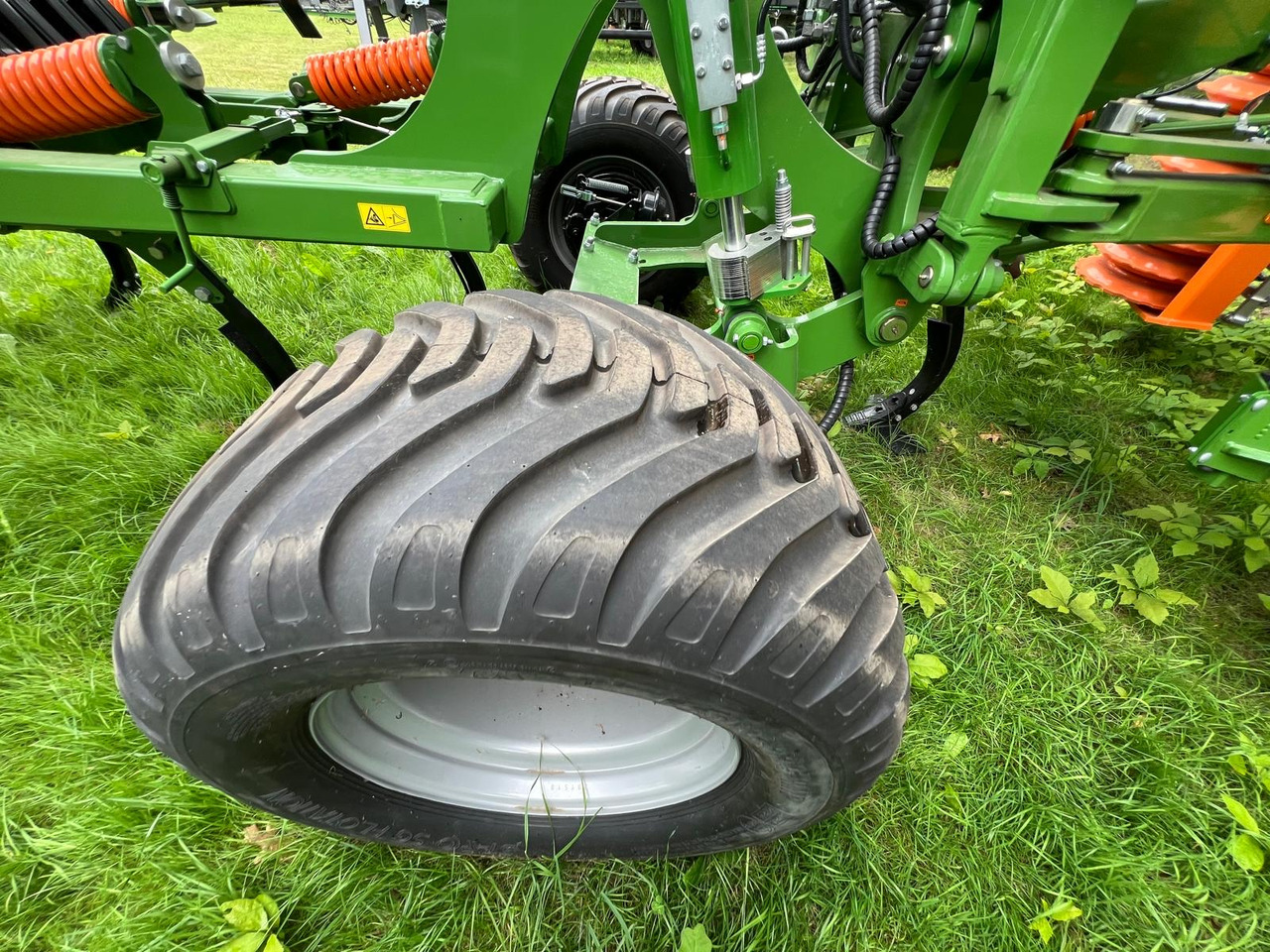 Amazone Grubber Cenius 5003-2TX - Bineuse: photos 4 Amazone Grubber Cenius 5003-2TX - Bineuse: photos 4