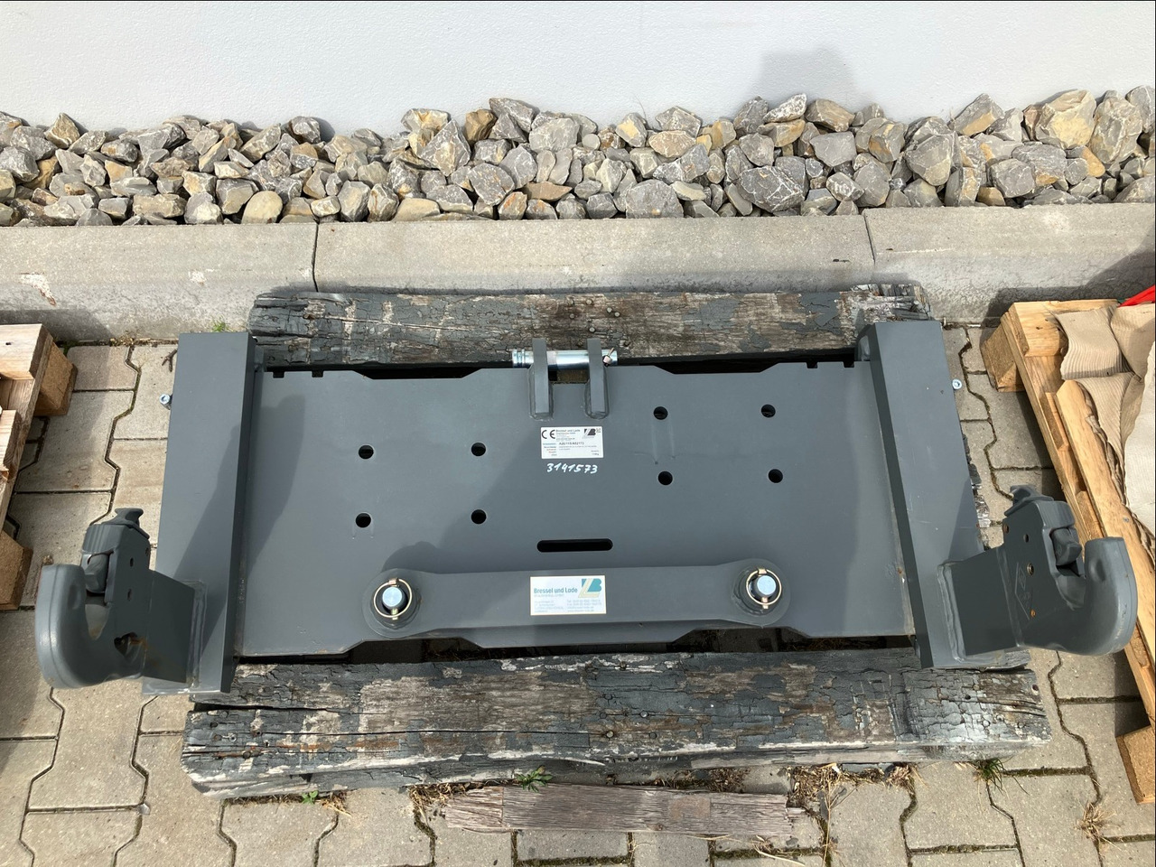 Bressel und Lade Adapterrahmen - Chargeur frontal pour tracteur: photos 1 Bressel und Lade Adapterrahmen - Chargeur frontal pour tracteur: photos 1