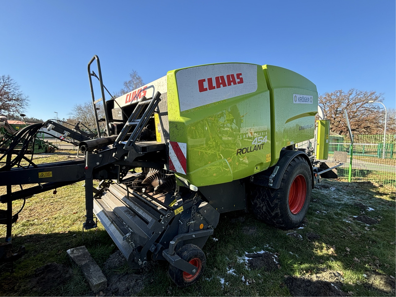 Matériel de fenaison Claas Press- Wickelkombi 454 Uniwrap: photos 8