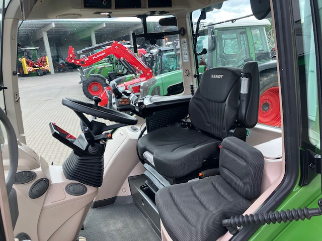 Fendt 313 Vario Gen4 Power Sett.2 - Tracteur agricole: photos 2 Fendt 313 Vario Gen4 Power Sett.2 - Tracteur agricole: photos 2