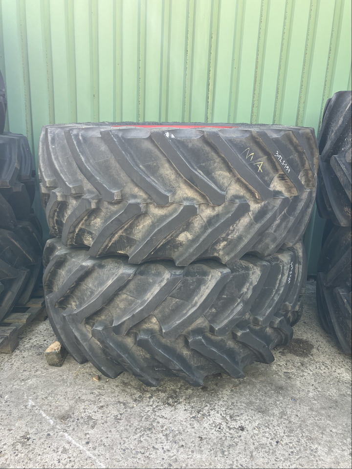 Fendt 650/60R38 750/70R44 - Pneus et jantes: photos 1 Fendt 650/60R38 750/70R44 - Pneus et jantes: photos 1
