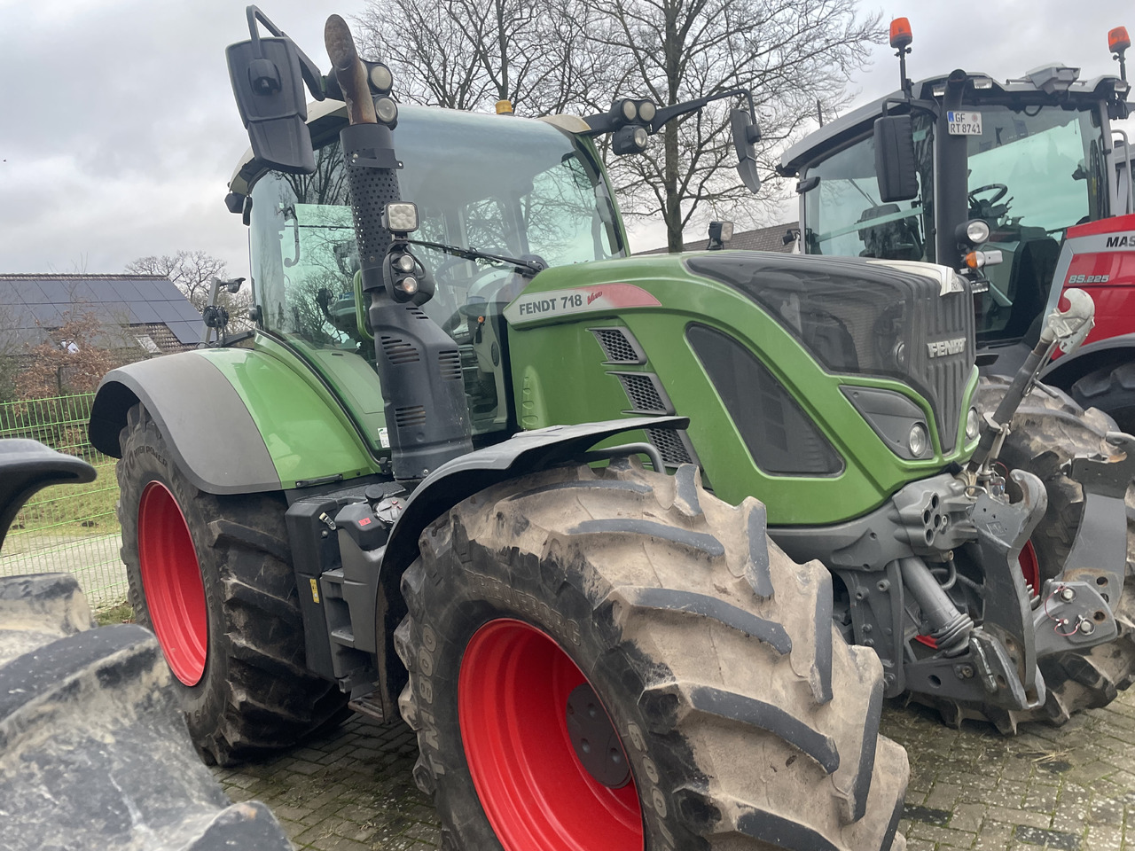 Fendt 718 Power Plus - Tracteur agricole: photos 1 Fendt 718 Power Plus - Tracteur agricole: photos 1