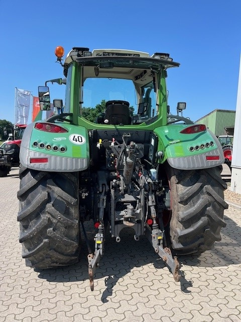 Fendt 718 V S4 - Tracteur agricole: photos 3 Fendt 718 V S4 - Tracteur agricole: photos 3
