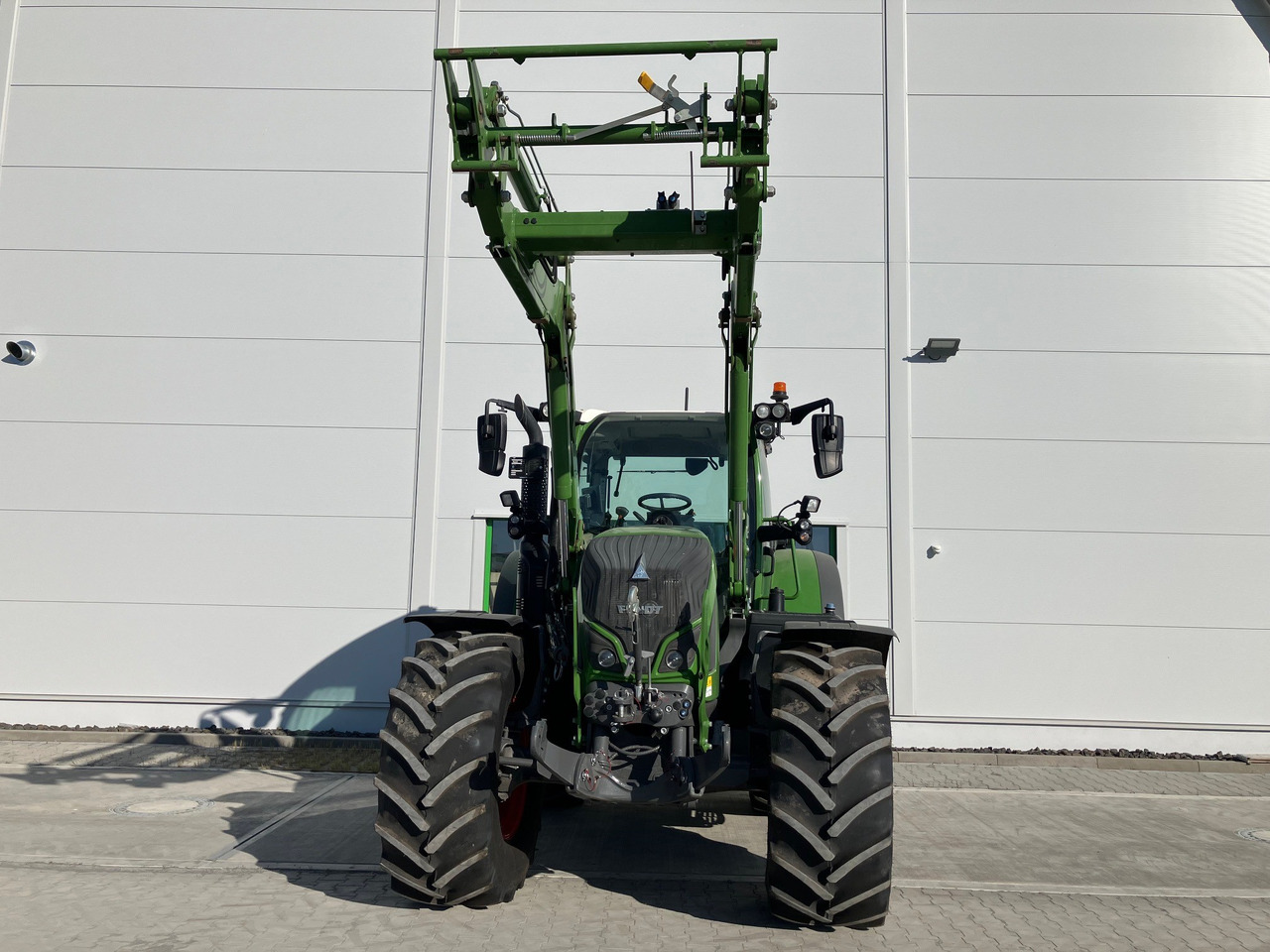 Fendt 718 Vario Gen6 Power Setting - Tracteur agricole: photos 4 Fendt 718 Vario Gen6 Power Setting - Tracteur agricole: photos 4