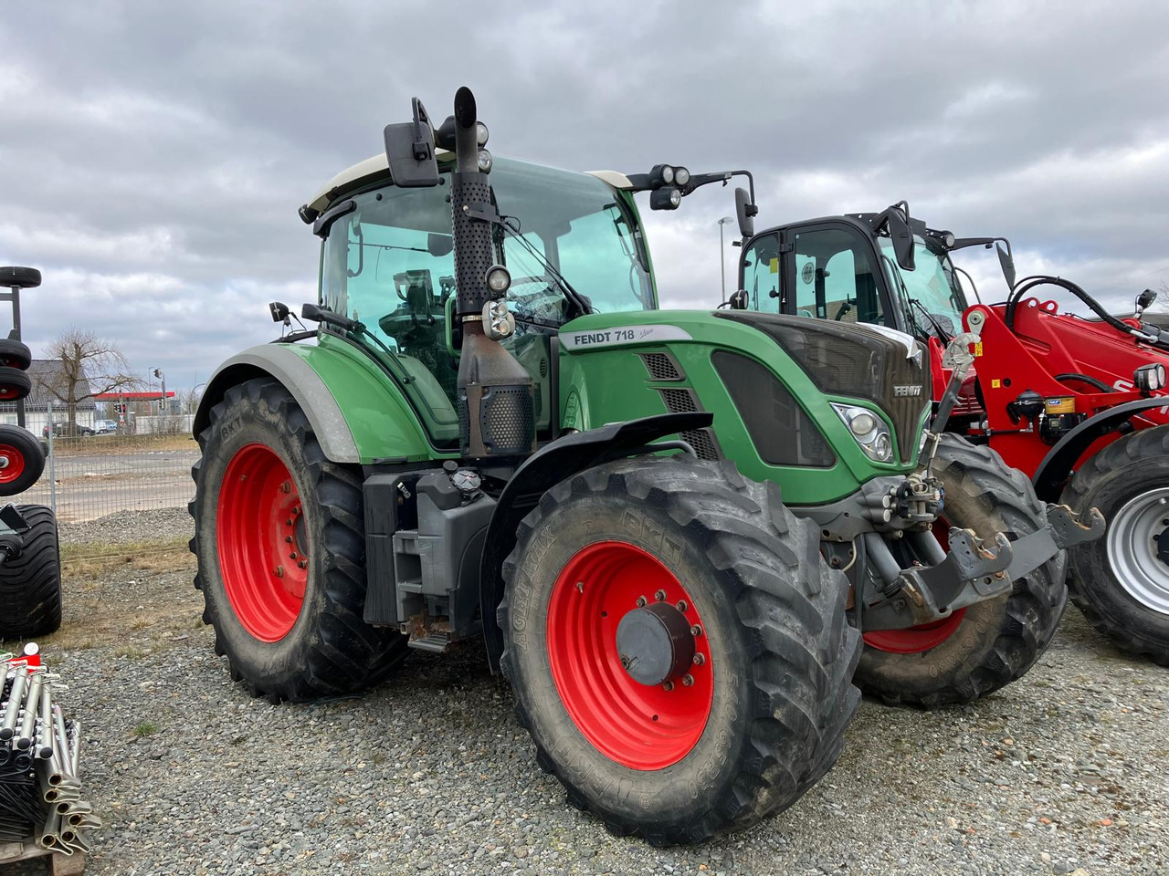 Fendt 718 Vario Profi - Tracteur agricole: photos 1 Fendt 718 Vario Profi - Tracteur agricole: photos 1