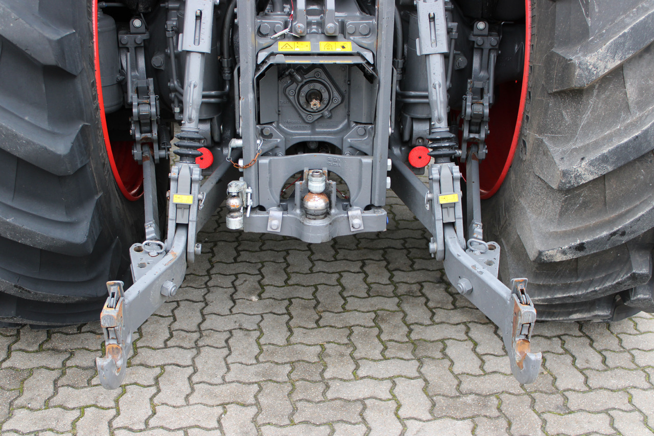 Tracteur agricole Fendt 726 Vario Gen7 Power Sett2: photos 12 Tracteur agricole Fendt 726 Vario Gen7 Power Sett2: photos 12