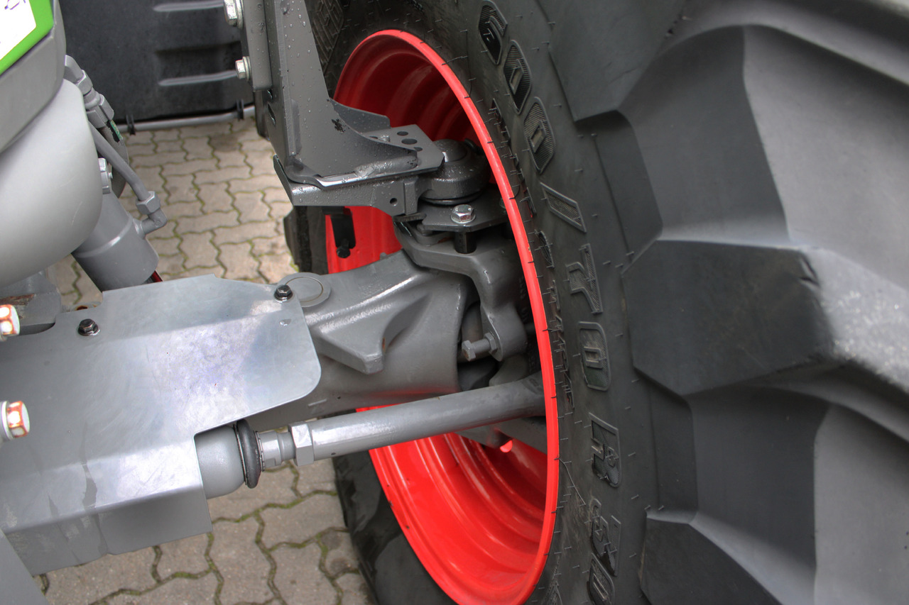 Tracteur agricole Fendt 726 Vario Gen7 Power Sett2: photos 10 Tracteur agricole Fendt 726 Vario Gen7 Power Sett2: photos 10