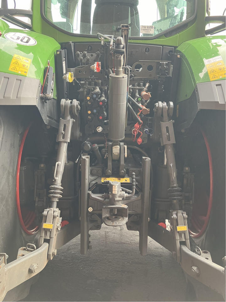 Fendt 728 Vario Gen7 - Tracteur agricole: photos 4 Fendt 728 Vario Gen7 - Tracteur agricole: photos 4